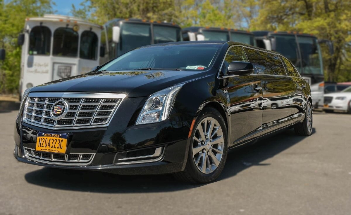 Cadillac XTS Limousine