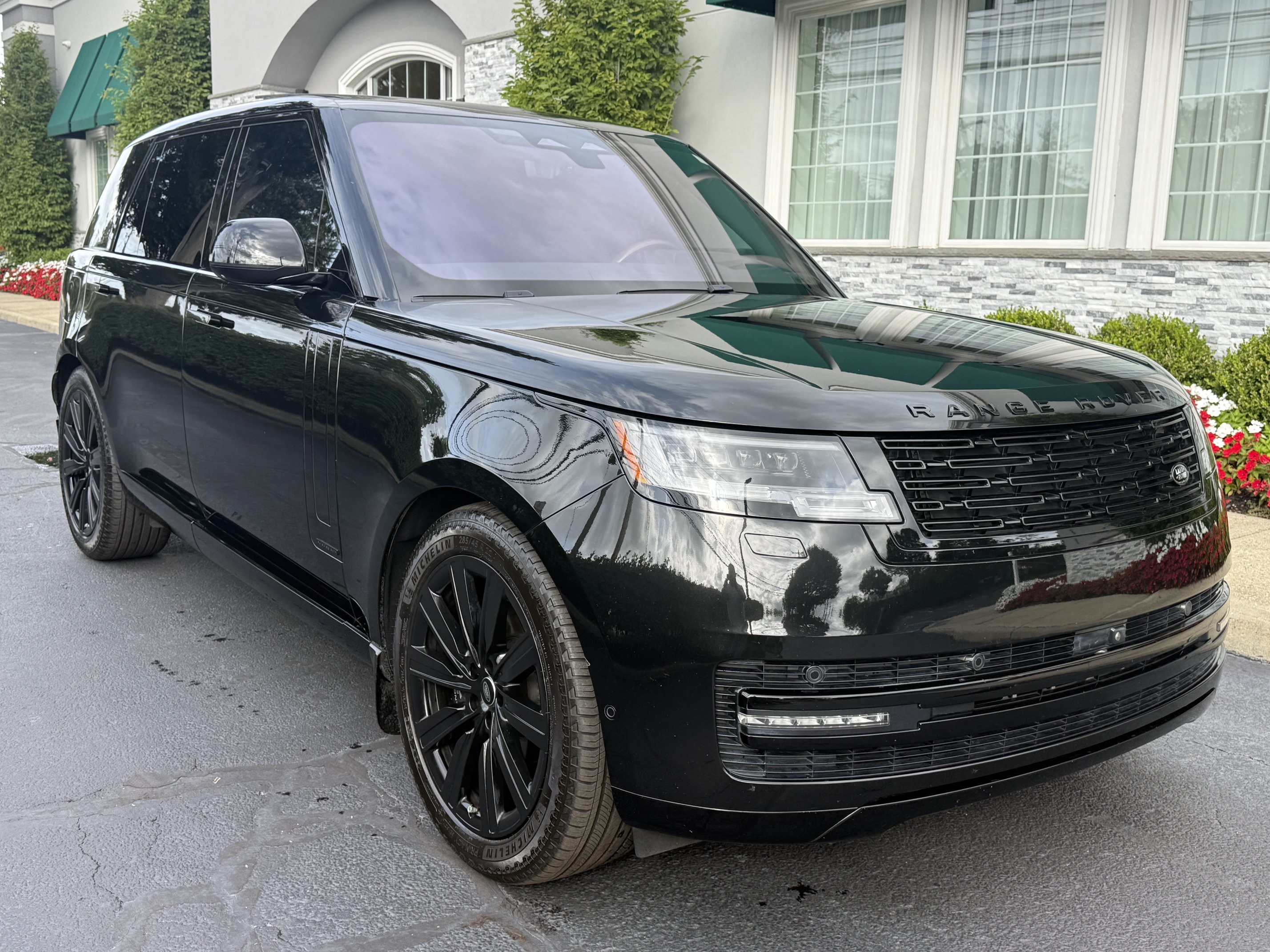 New Range Rover LWB Autobiography