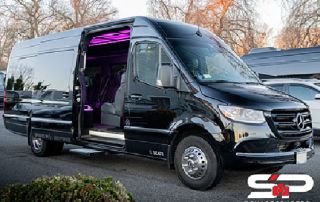 Luxurious Party Transportation