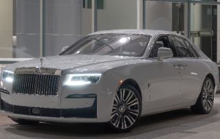 Arrive in Style with M&V Limo