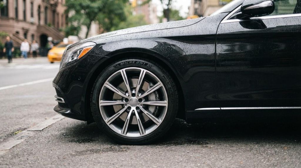 airport transportation — M&V Limousines Ltd