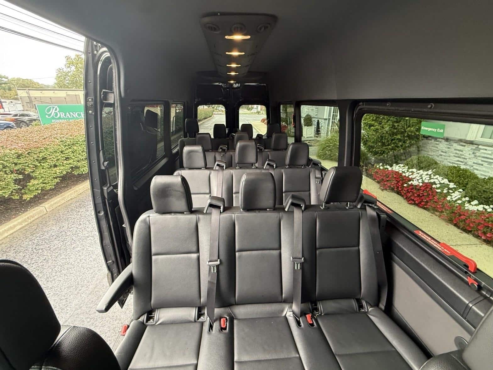 Mercedes Standard Sprinter Shuttle