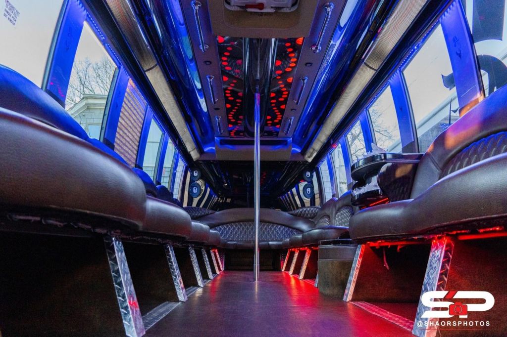 F 550 Party Bus