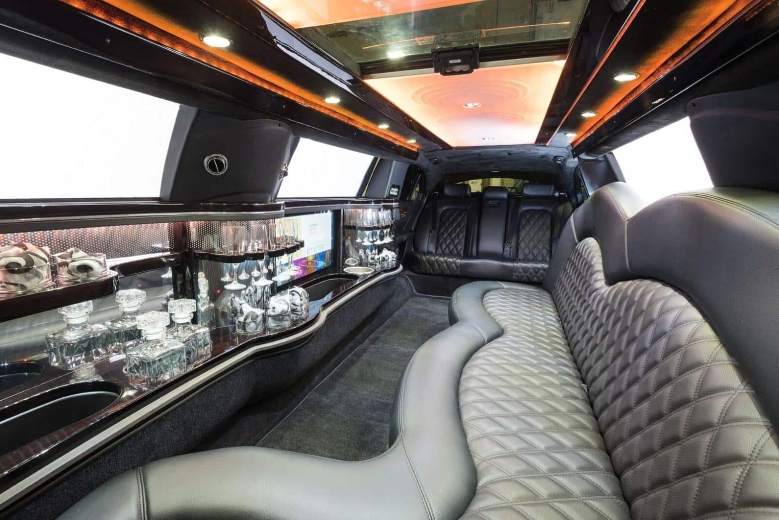 Lincoln Continental Limousine